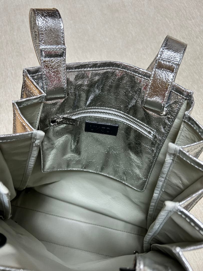 すてふぁにぃ〜　　UN3D メタリックオリガミトート　シルバー