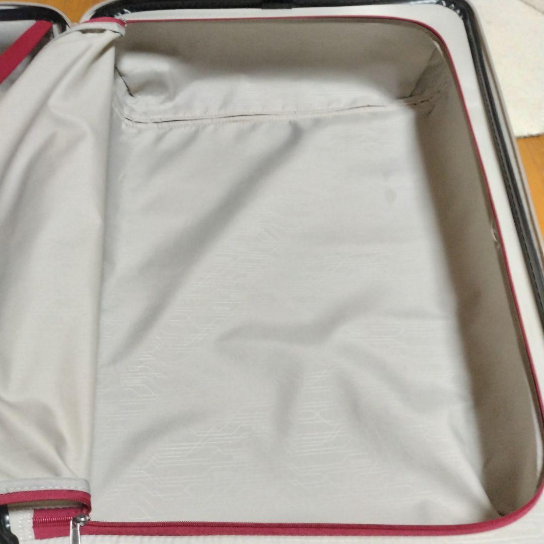 サムソナイトアメリカンツアリスタースーツケース