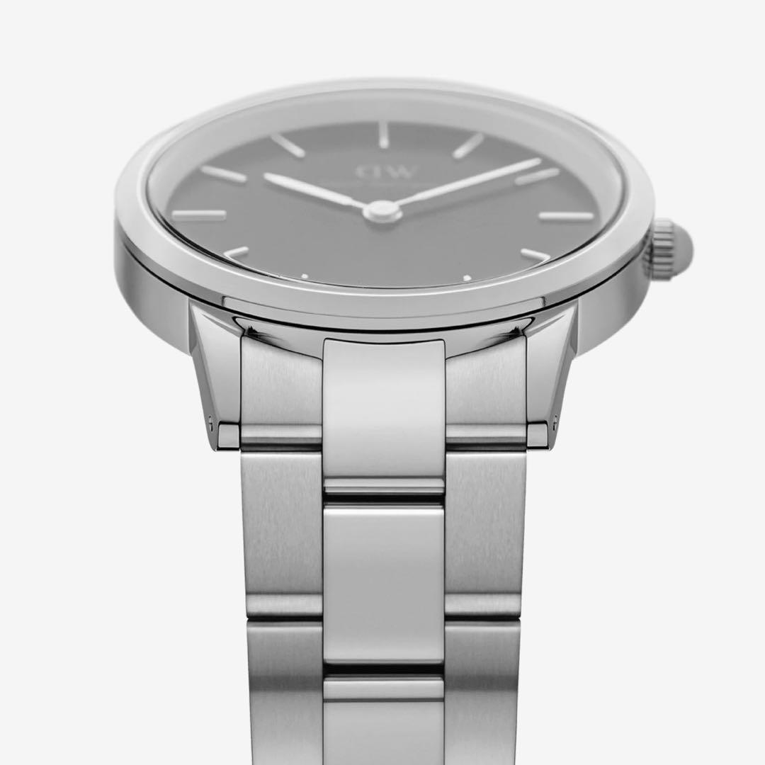 【新品】 ダニエルウェリントン シルバー DW 腕時計 ICONIC LINK