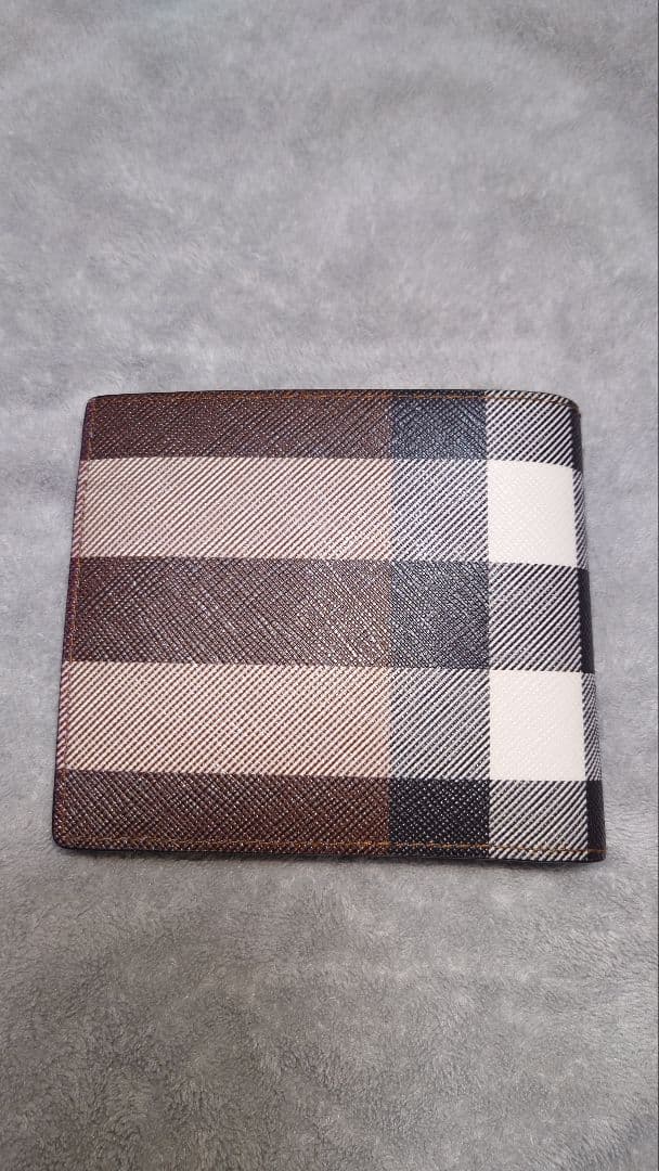 バーバリー　財布　二つ折り　　美品