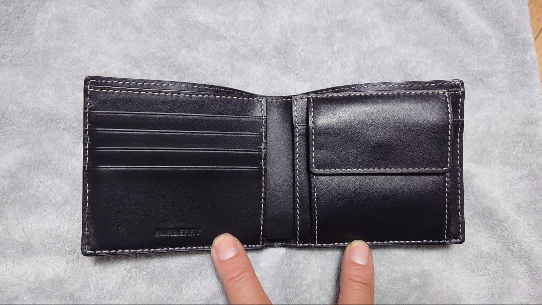 バーバリー　財布　二つ折り　　美品
