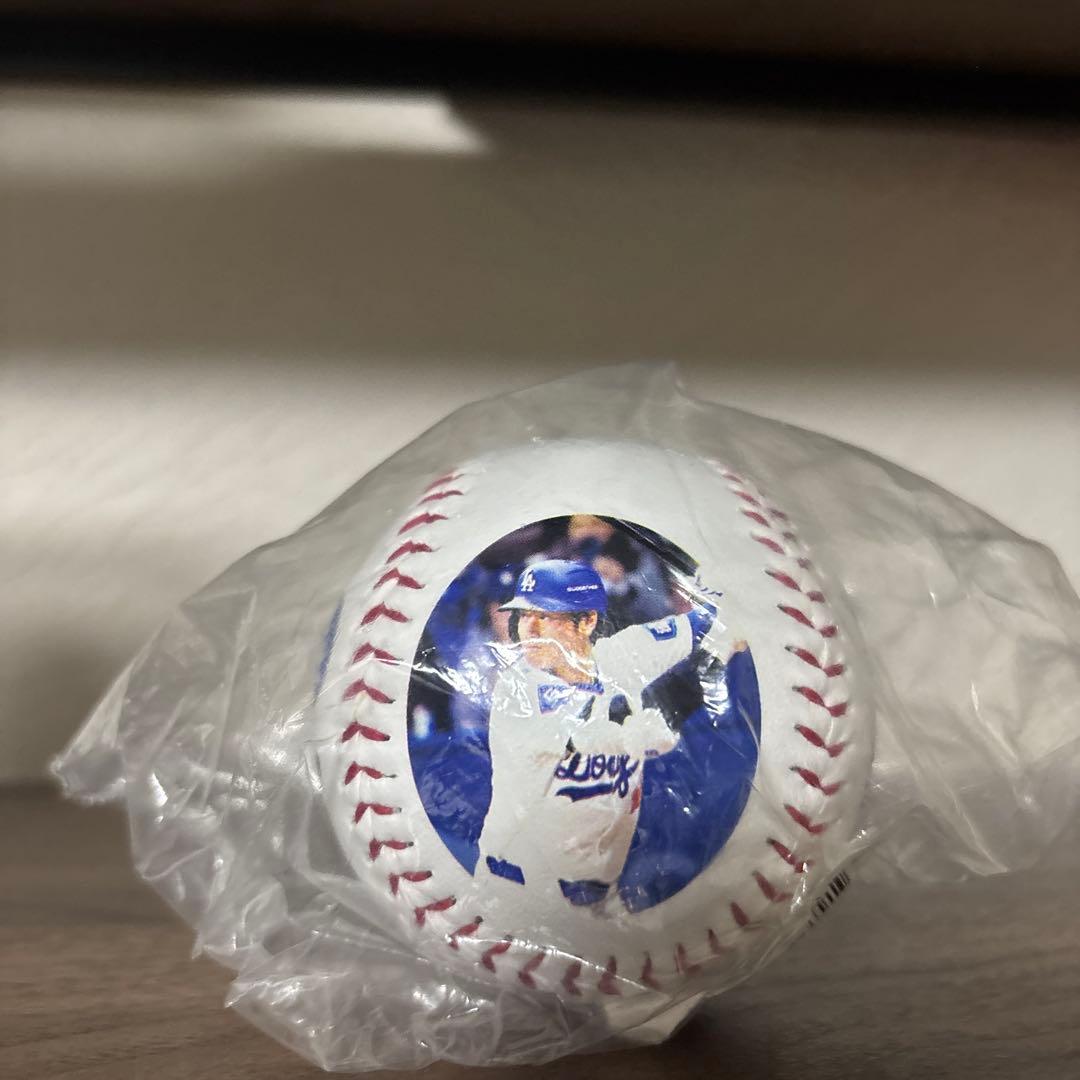 ドジャース　野球ボールケース　記念ボール付き