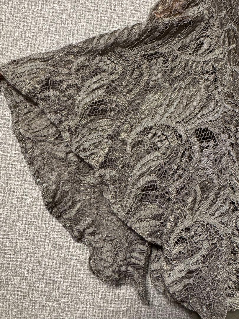 【AIMER】レースケープ風スリーブフィット＆フレアドレス/カーキ/Mサイズ