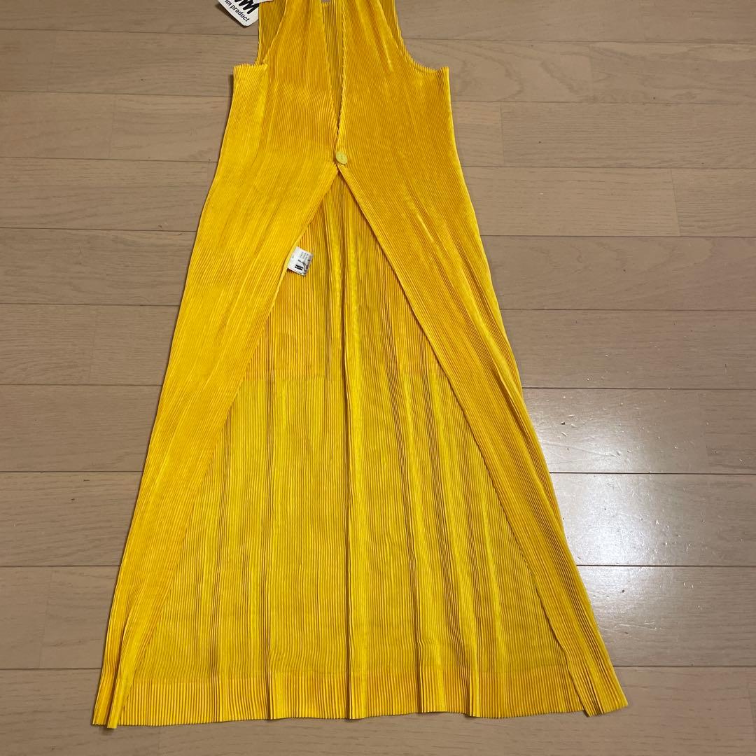 improduct イッセイミヤケ プリーツエプロンドレス パプリカイエロー