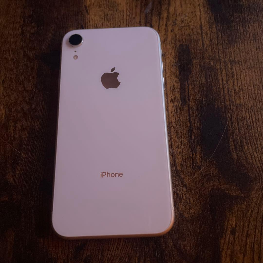 Apple iPhone XR ホワイト