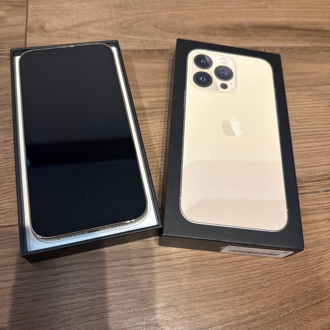 Apple iPhone 13 Pro 256GB ゴールド 本体 SIMフリー