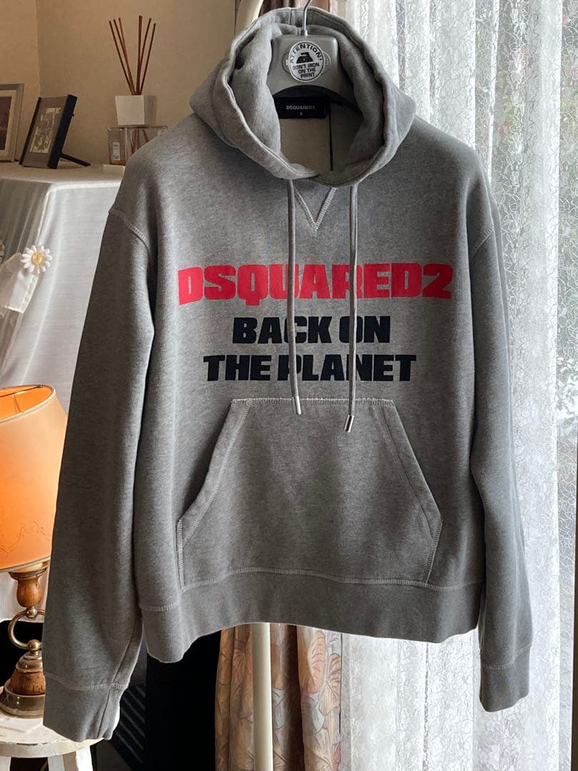 DSQUARED2 新品未使用タグ付 cottonパーカーレディース&メンズ対応