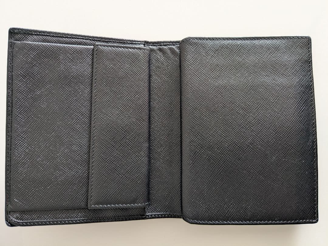PRADA プラダ サフィアーノ 二つ折り財布