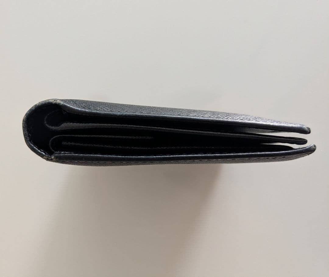 PRADA プラダ サフィアーノ 二つ折り財布