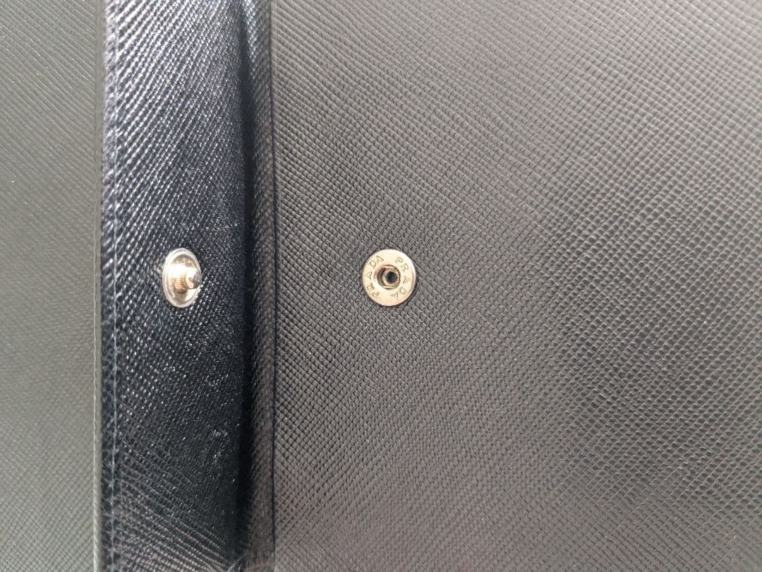 PRADA プラダ サフィアーノ 二つ折り財布