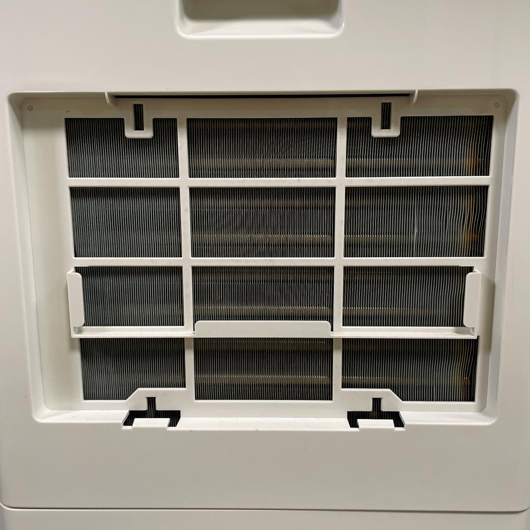 【美品】コロナ CDM-1018 衣類乾燥除湿機　除湿機　冷房　冷風　18年製