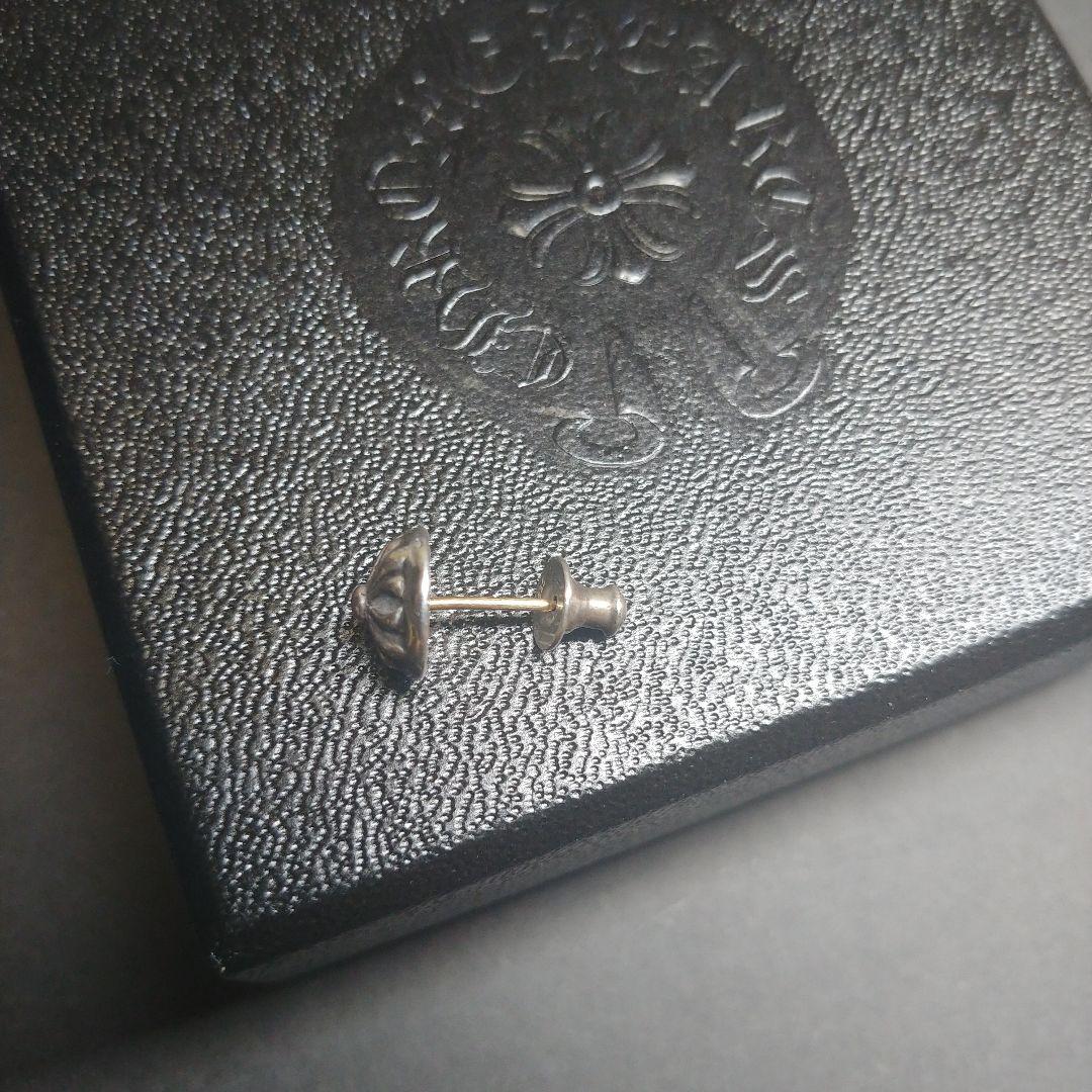 CHROME HEARTS クロスボールスタッドピアス