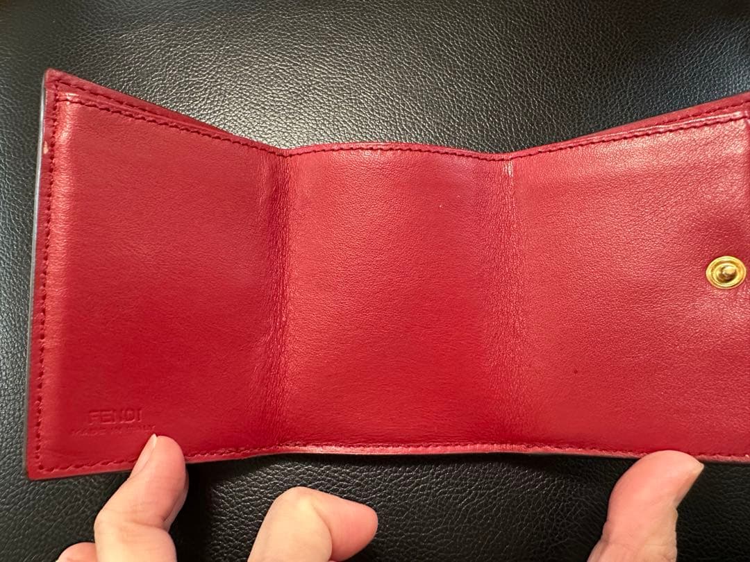 ★FENDI★三つ折り財布