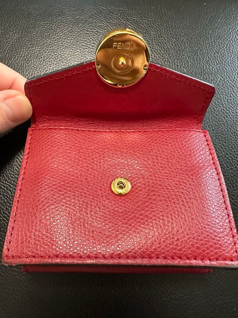 ★FENDI★三つ折り財布