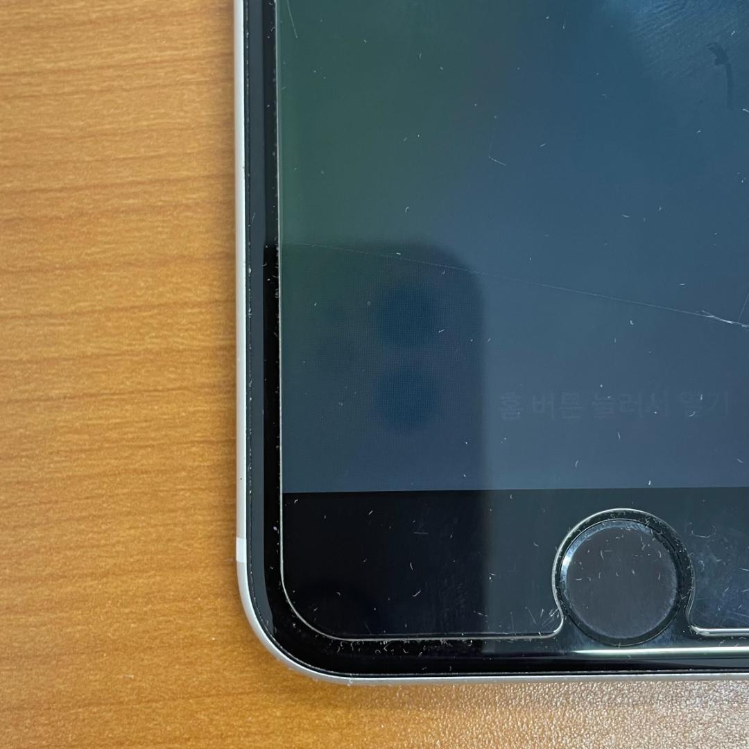 R*R様 動作確認済み iPhone SE 第2世代 128GB ID:W861