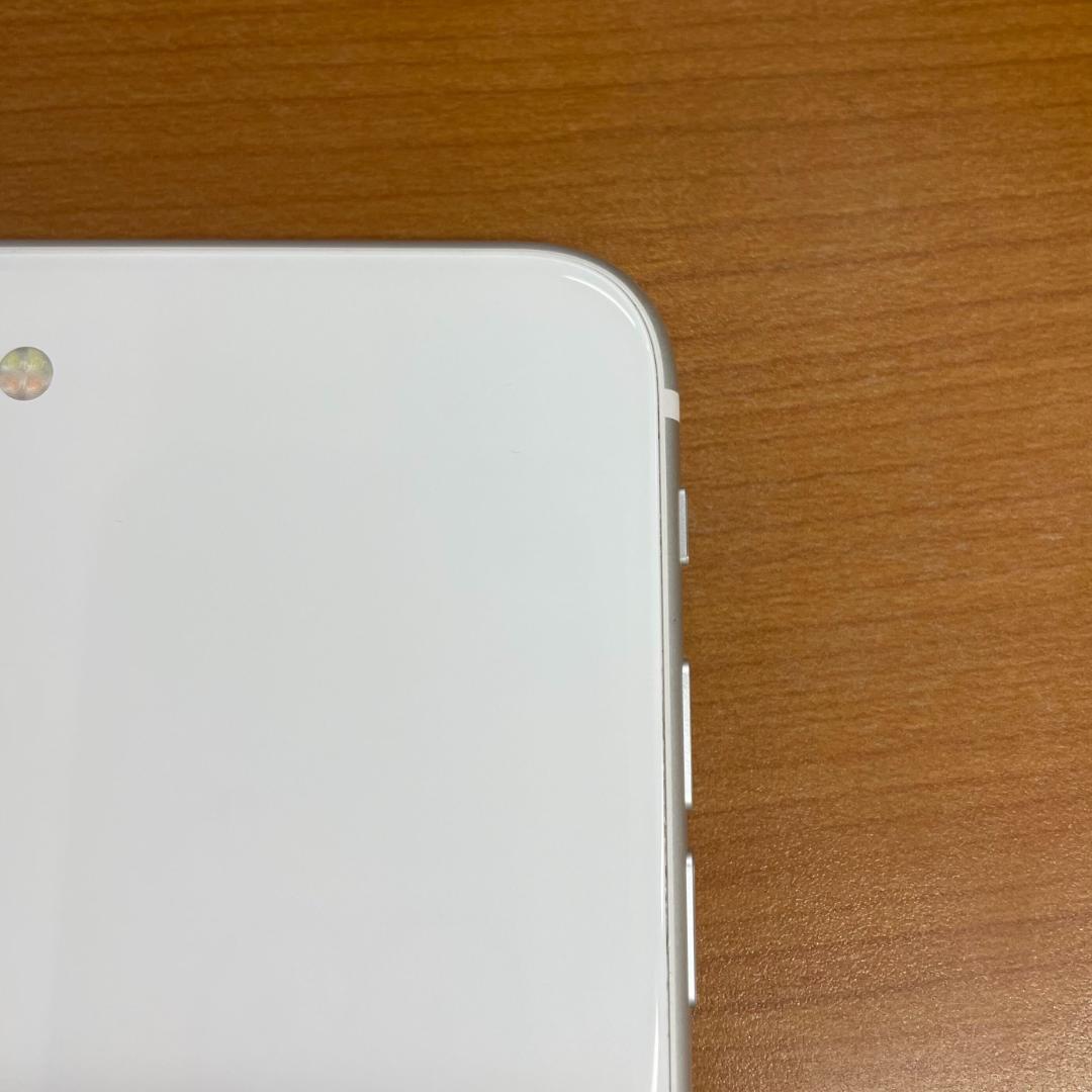 R*R様 動作確認済み iPhone SE 第2世代 128GB ID:W861