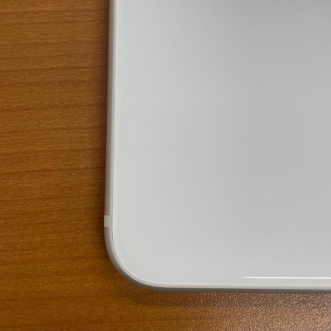 R*R様 動作確認済み iPhone SE 第2世代 128GB ID:W861