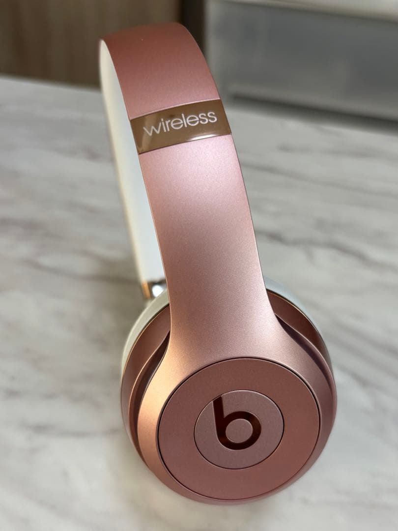 【美品】Beats Solo3 Bluetoothヘッドホン