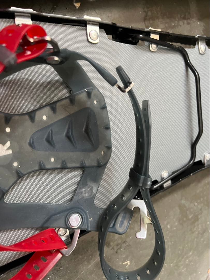 美品保証書ありMSR Lightning Ascent スノーシュー　25インチ