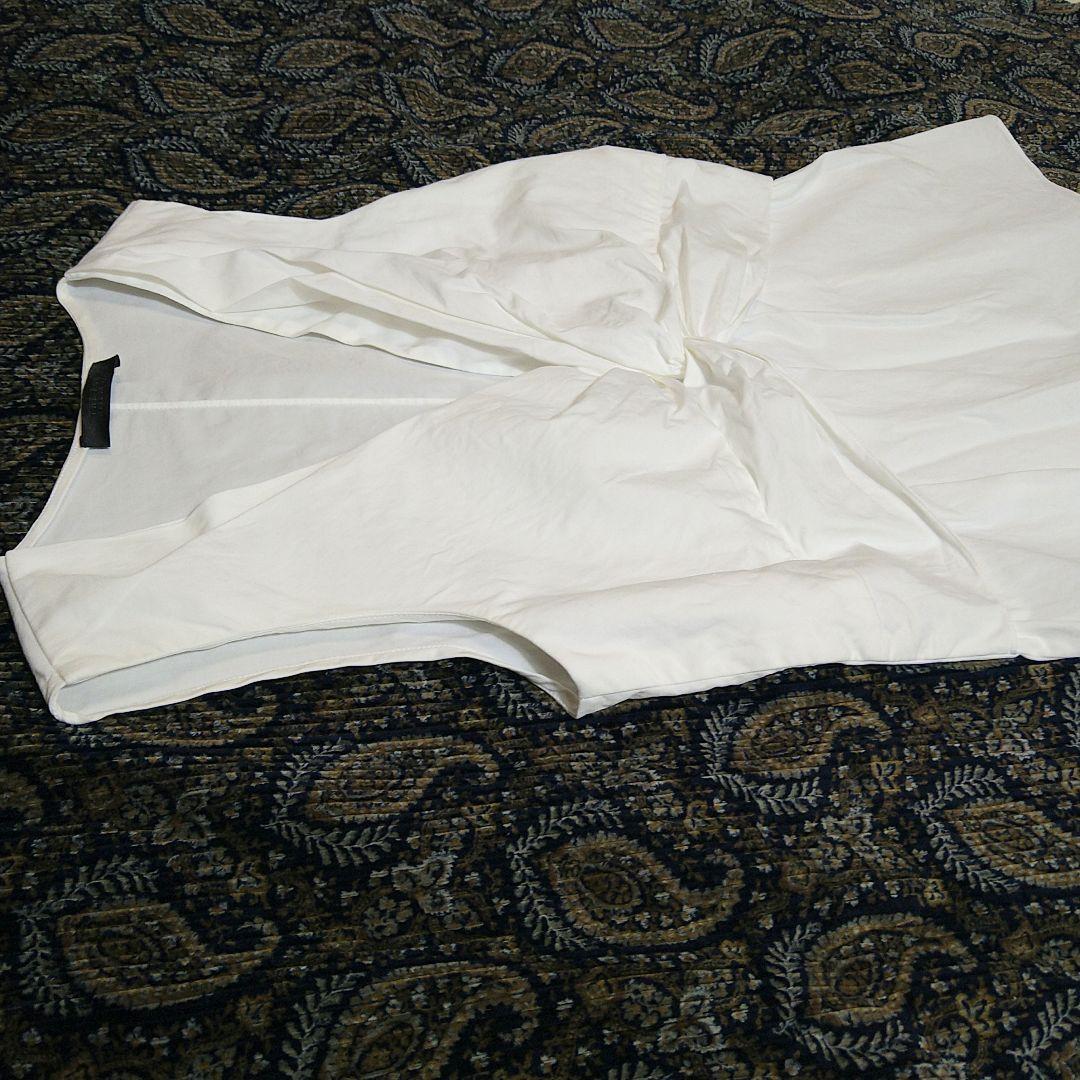 ホワイト ノースリーブ チュニック ツイストデザイン