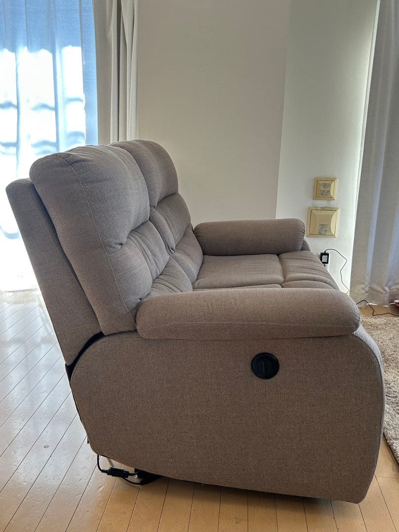 【値下げ交渉OK！】ニトリ電動リクライニングソファ　2人掛けソファ　ビリーバー3