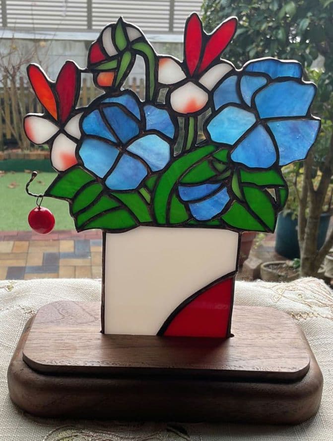 ステンドグラスパネル　ビオラ②