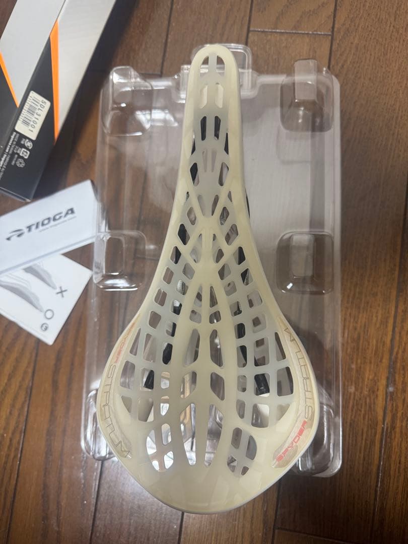 TIOGA SPYDER STRATUM フルカーボンレール