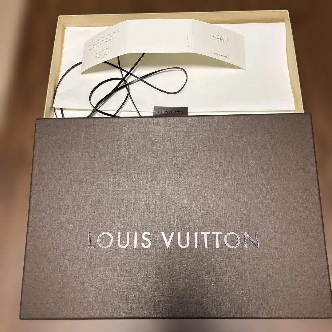 LVルイヴィトン　本物マフラー