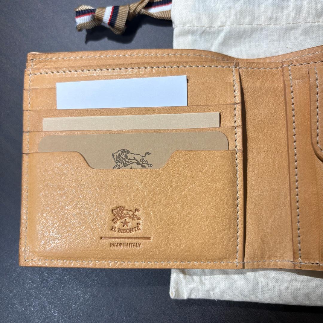 【新品未使用】イルビゾンテ 二つ折り 財布 ヌメ ナチュラル