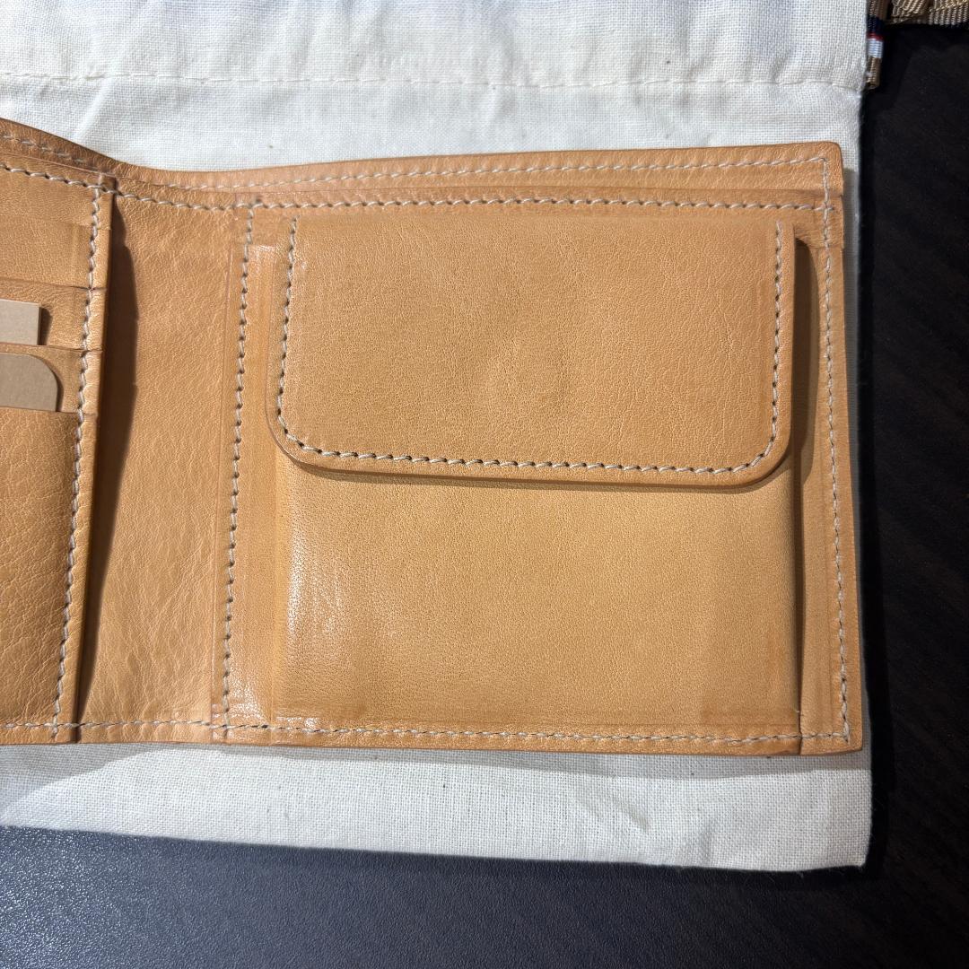 【新品未使用】イルビゾンテ 二つ折り 財布 ヌメ ナチュラル