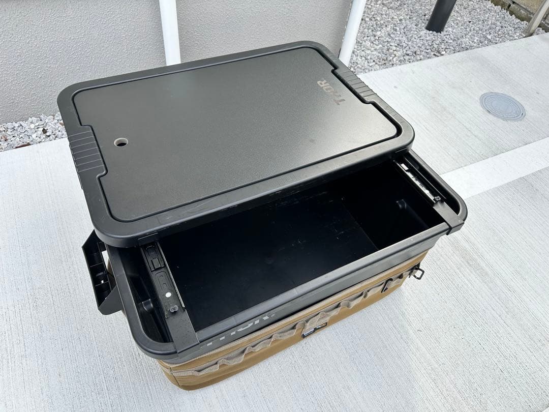 thor コンテナ 53L カスタム多数