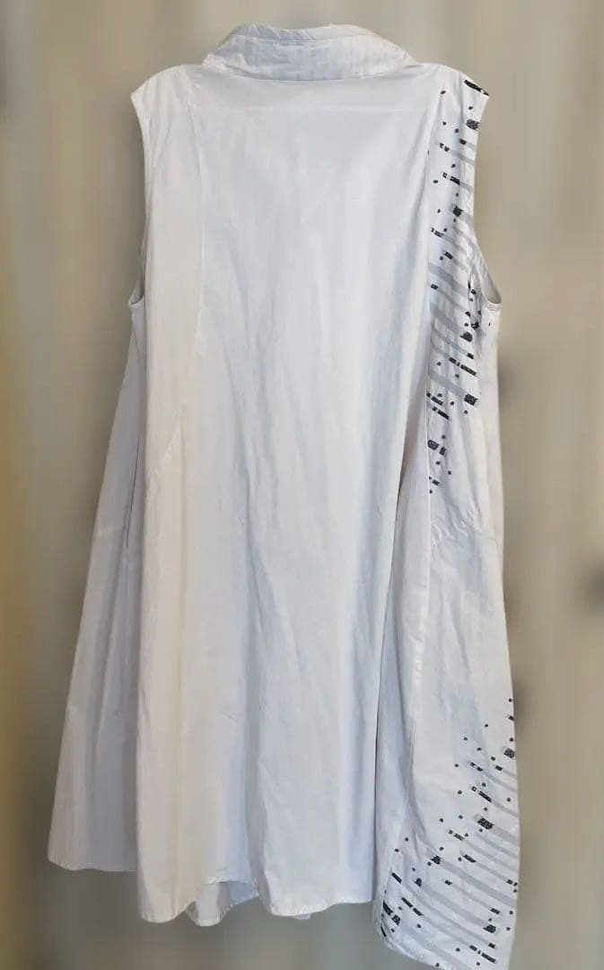 センソウユニコ慈雨　ロングベスト　サイズ42 美品