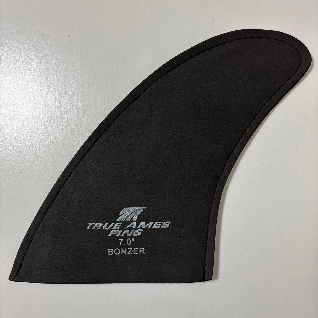 TRUE AMES BONZER 7.0” トゥルーアームズ ボンザーフィン