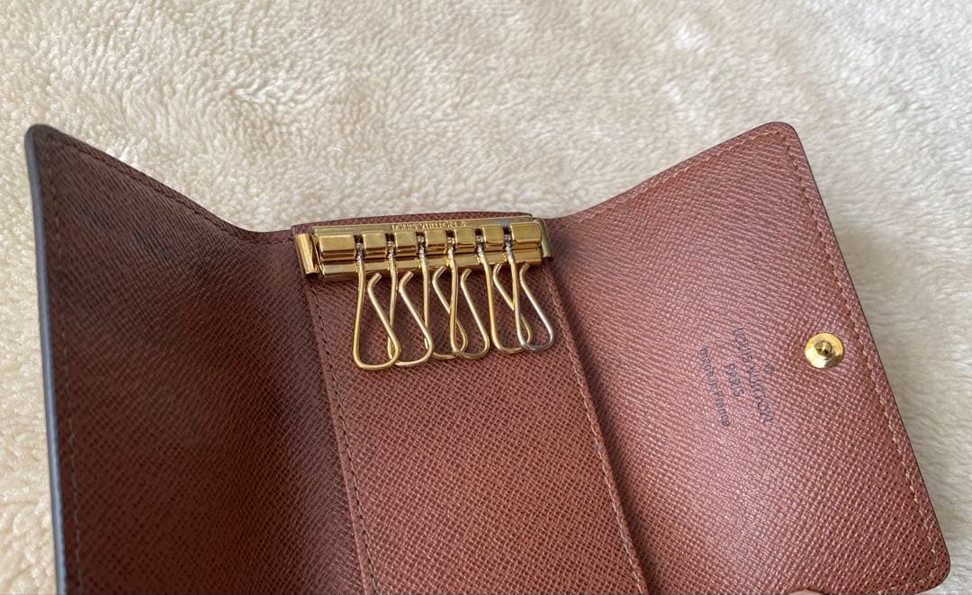 【美品】ルイヴィトン　キーケース　モノグラム　ミュルティクレ　6連