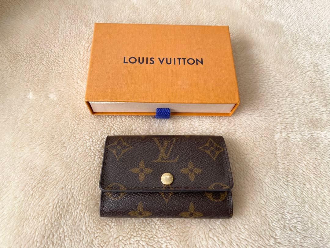 【美品】ルイヴィトン　キーケース　モノグラム　ミュルティクレ　6連