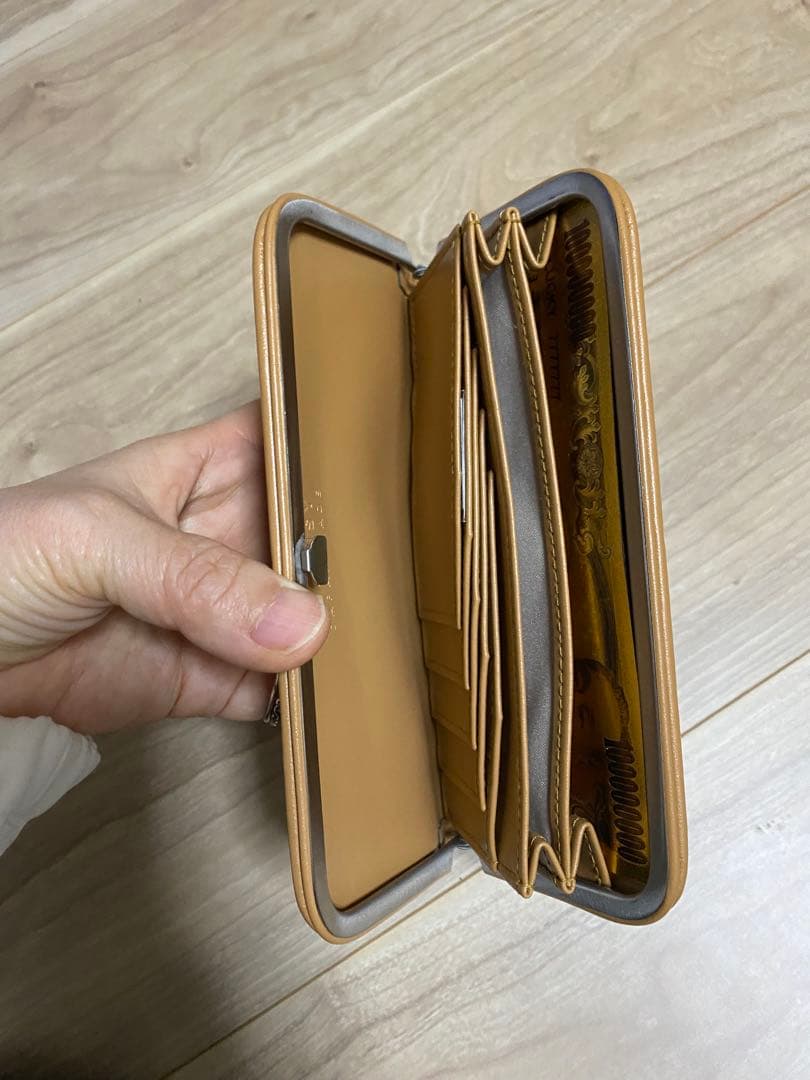 し*ま様 STATUSY（ステータシー）コーヒー豆から出来た財布ヴーガンレザー