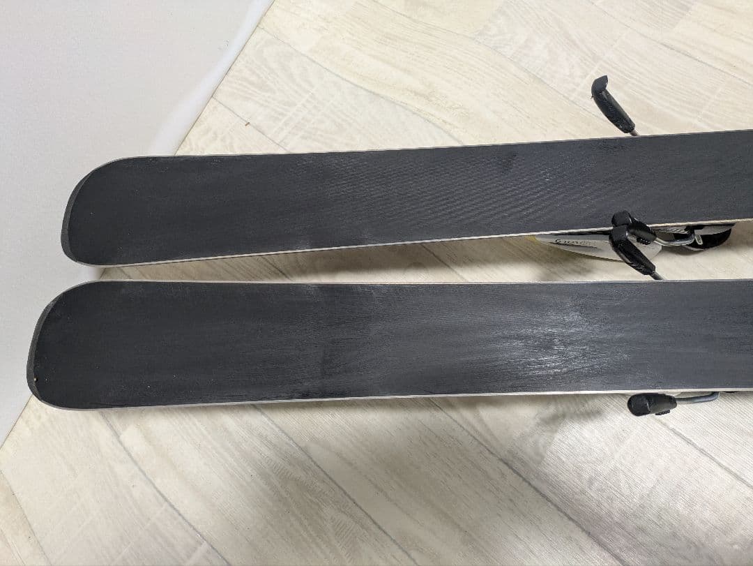 Hart Innocence DL-Ⅱ　スキー　145cm　ストック　セット