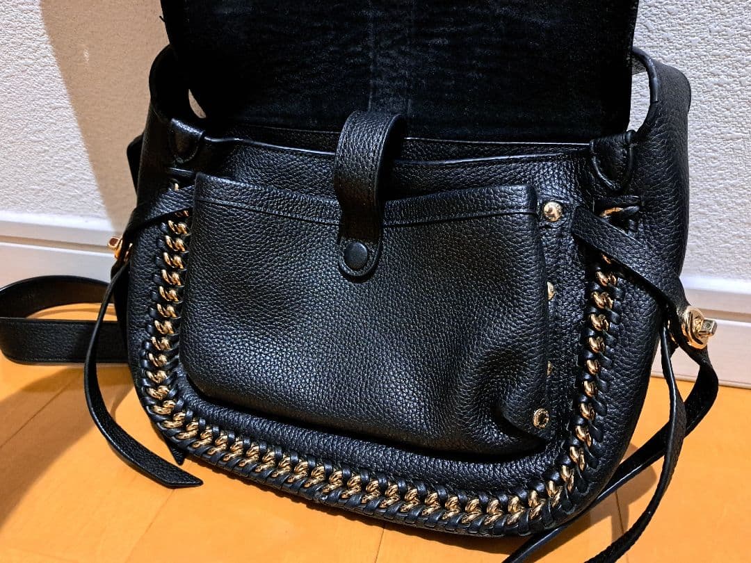 COACH ショルダーバッグ　黒レザー