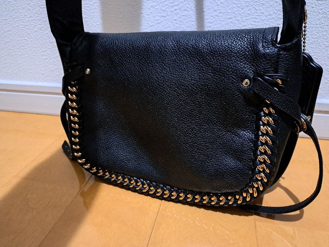 COACH ショルダーバッグ　黒レザー