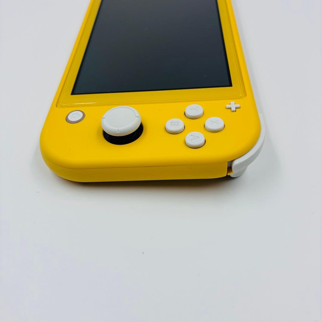 極美品　Nintendo Switch Lite イエロー 本体