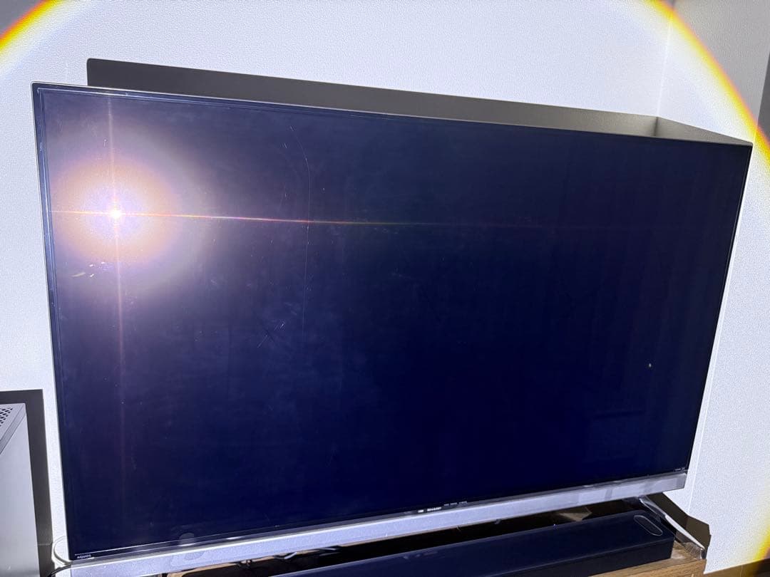 60インチ液晶テレビ