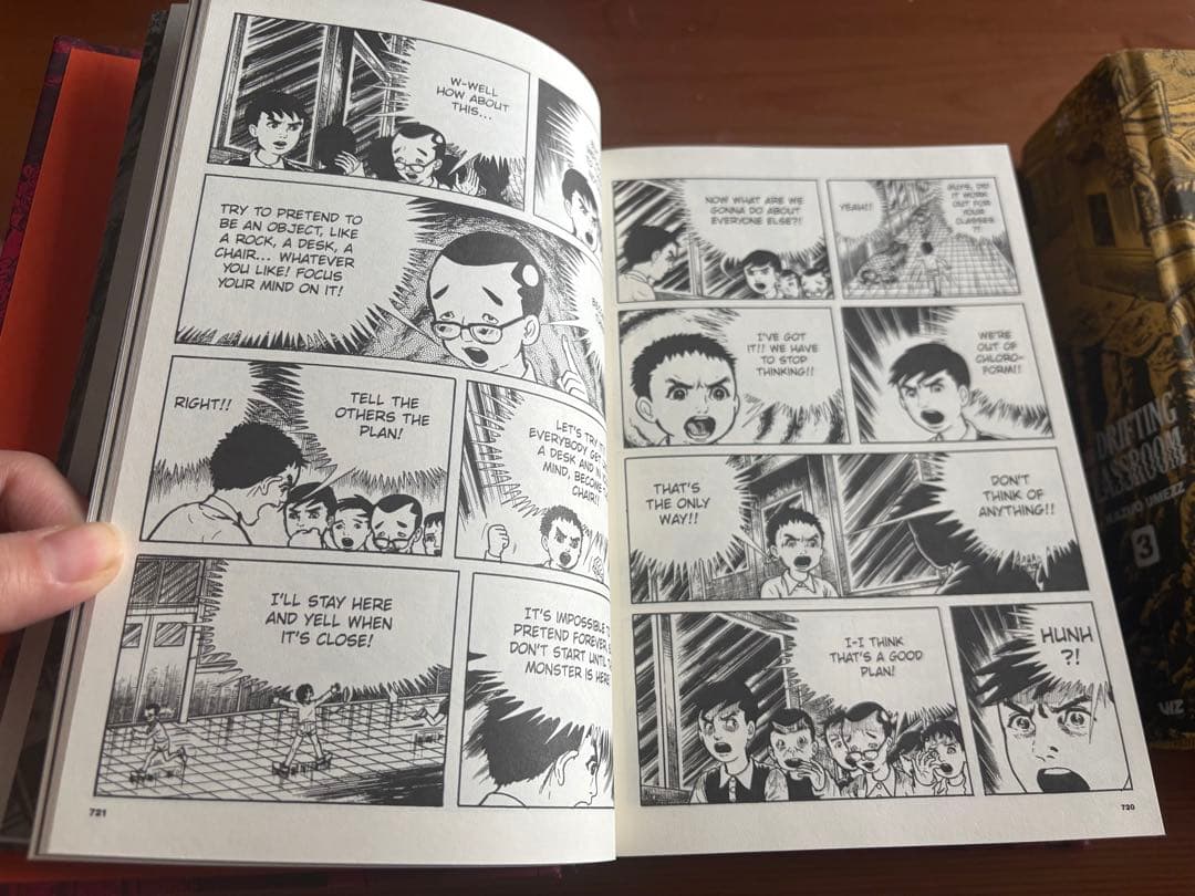 Kazuo Umezz The drifting classroom 1&3洋書