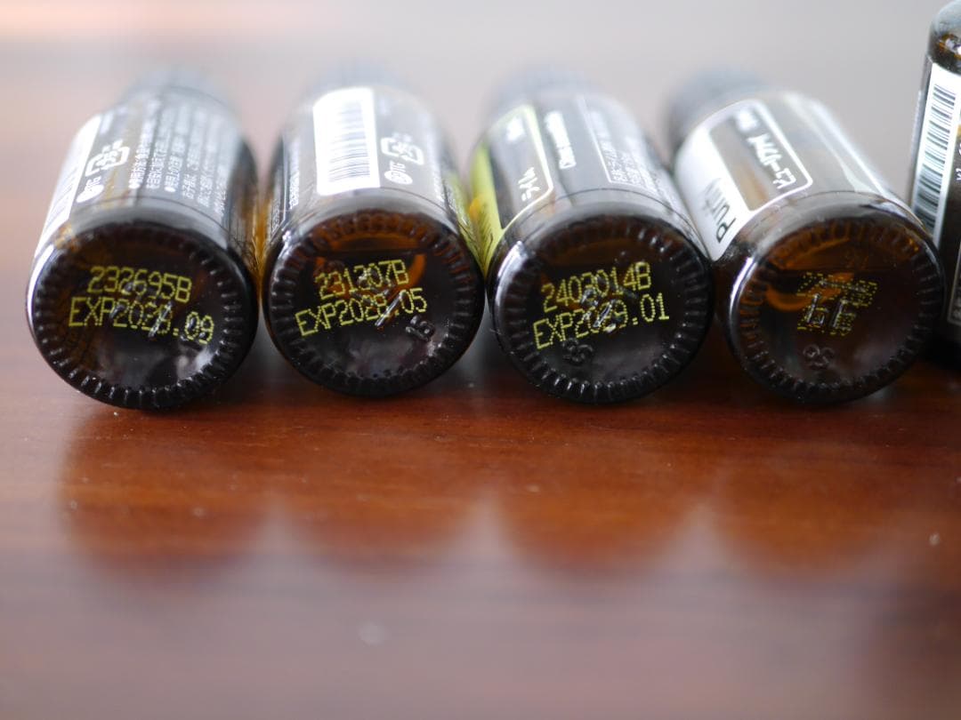 【新品・未開封】ドテラ doTERRA エッセンシャルオイル 8本セット