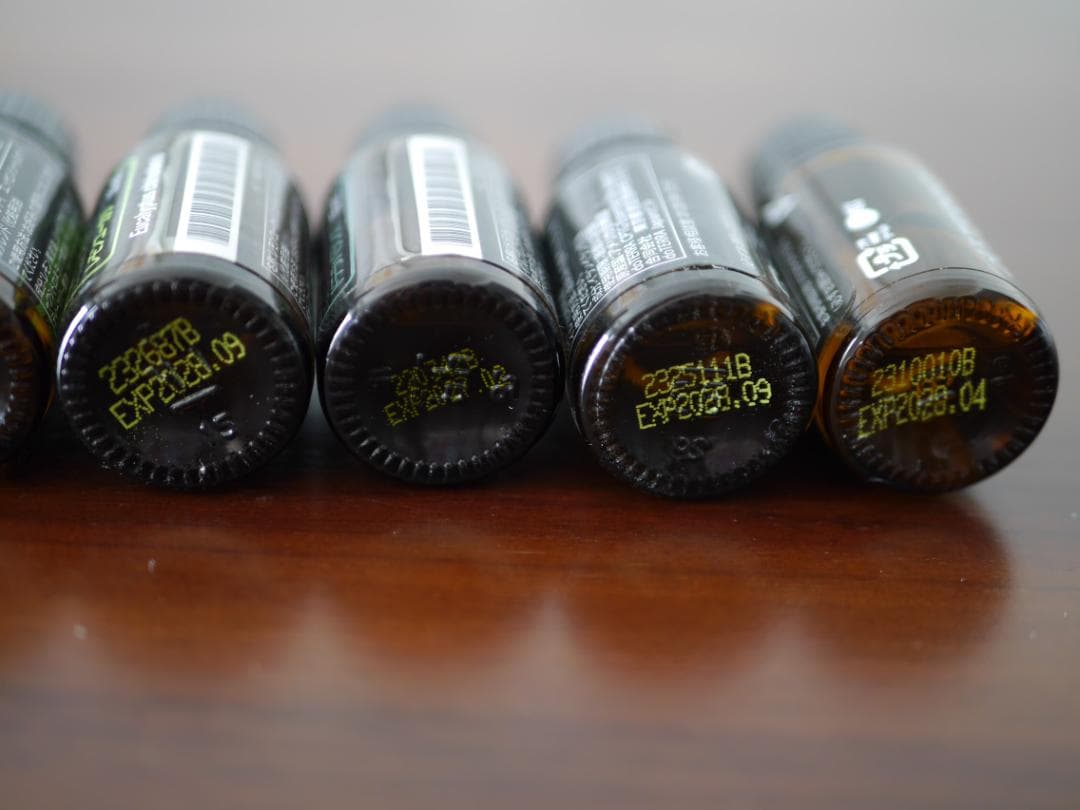 【新品・未開封】ドテラ doTERRA エッセンシャルオイル 8本セット