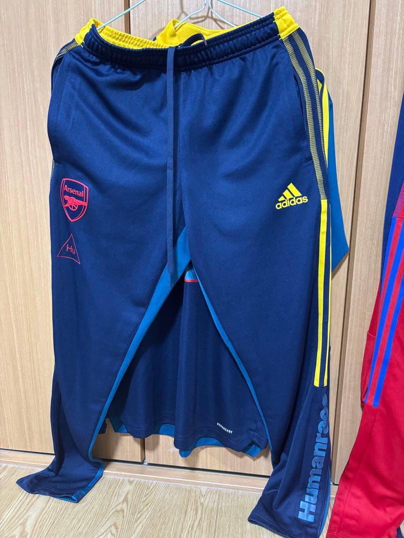 アーセナル adidas ファレルウィリアムス 上下セット