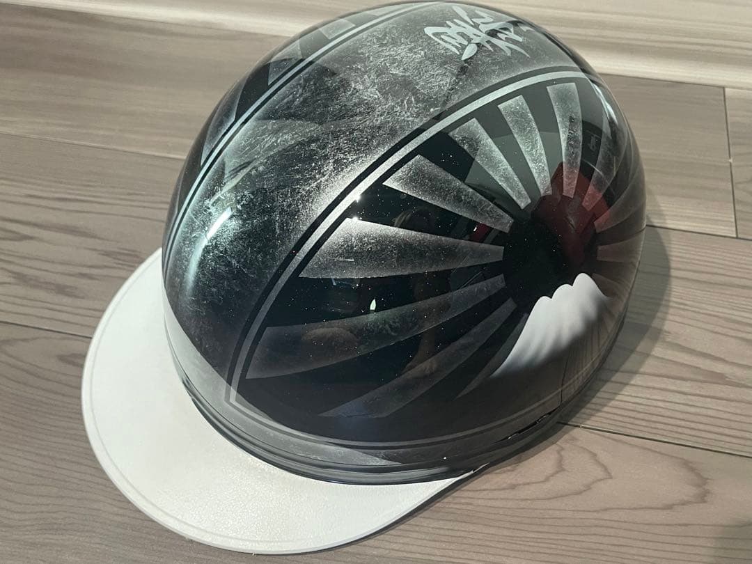 ラメ 黒銀 富士日章 コルク半 ヘルメット