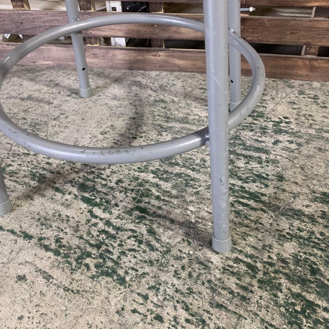 J814 LAB STOOL Mサイズ パシフィックファニチャーサービス