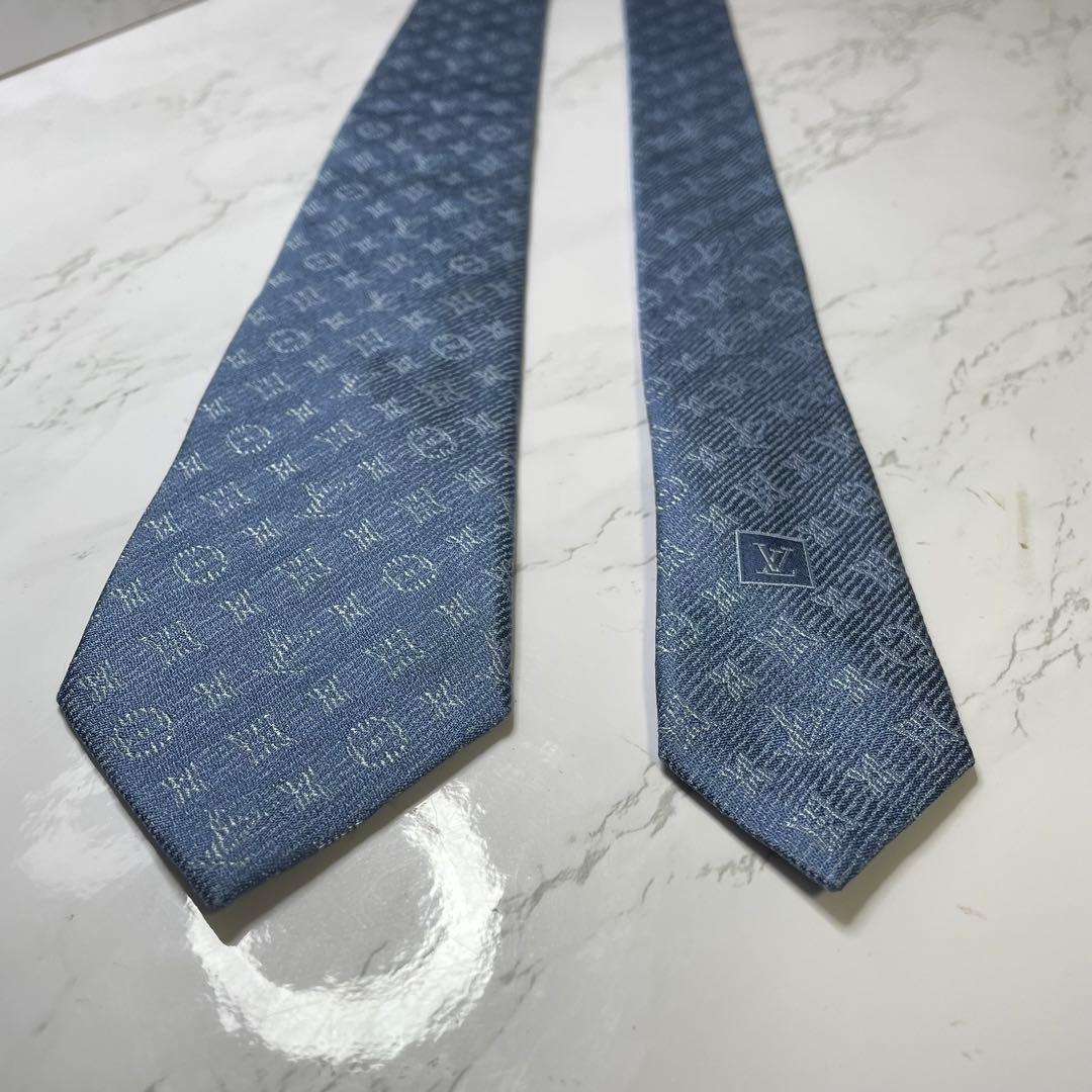 ✨極美品✨LOUIS VUITTON 最新モデル 細身M76870 クラヴァット