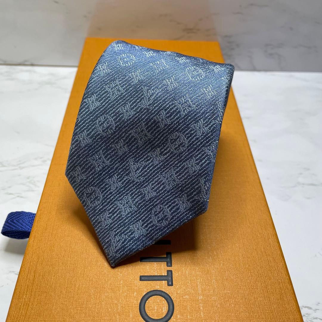 ✨極美品✨LOUIS VUITTON 最新モデル 細身M76870 クラヴァット