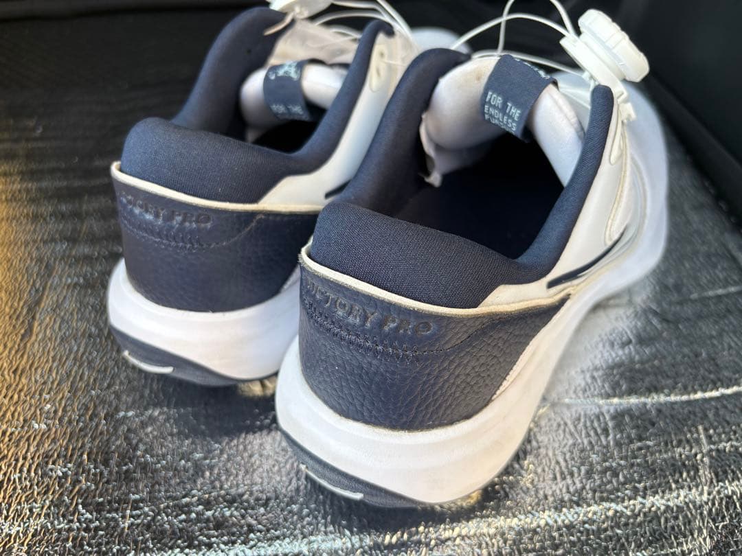 ネイビーゴルフシューズ ナイキ ビクトリー PRO 3